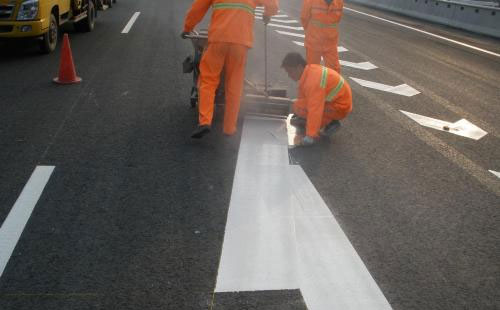 水磨沟丙烯酸标线涂料